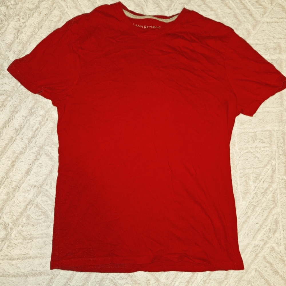 Red Banana Republic T-shirt